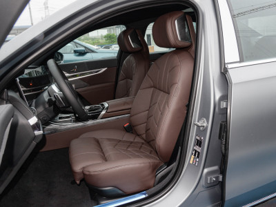 BMW i7  Фото №9
